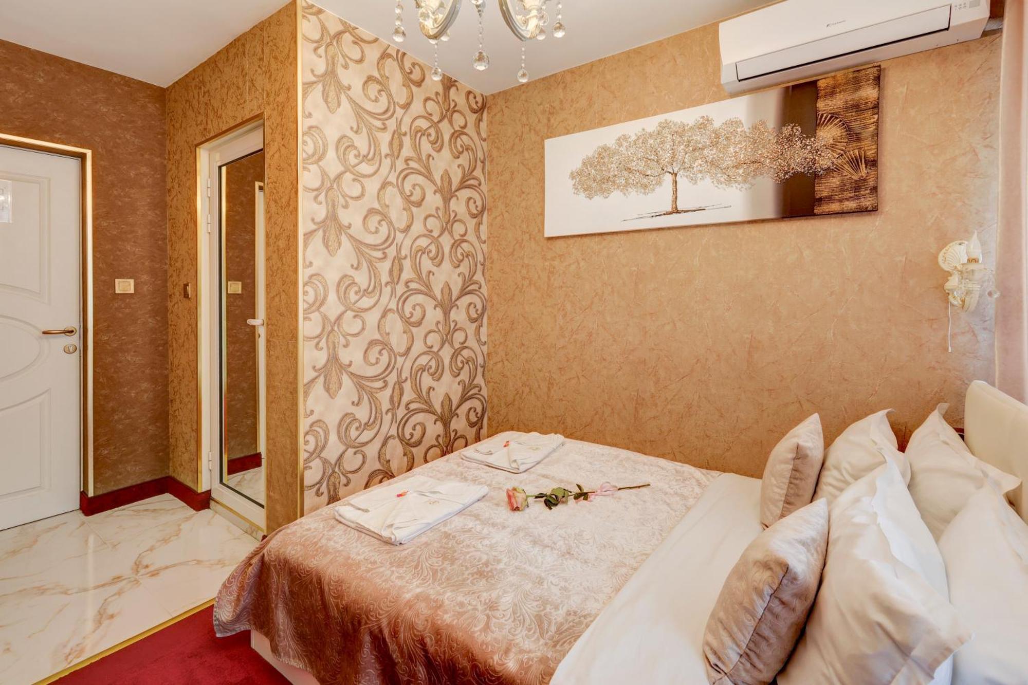 Hotel Imperia 瓦爾納 外观 照片